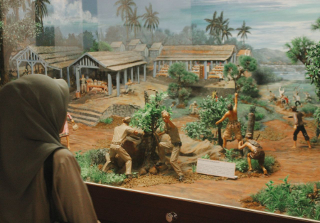 MINIATUR PERTEMPURAN BUNGKUKAN