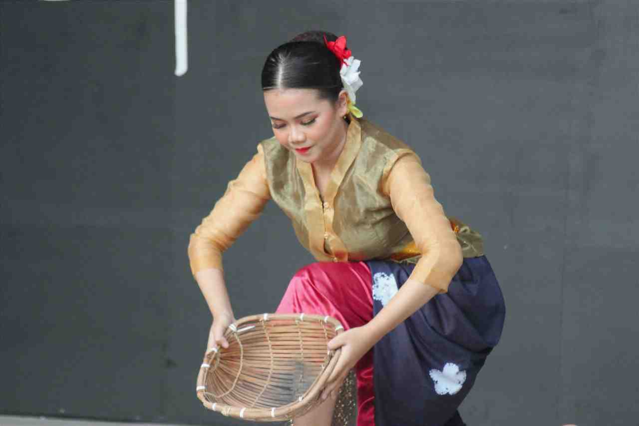 TARI ULU SUNGAI