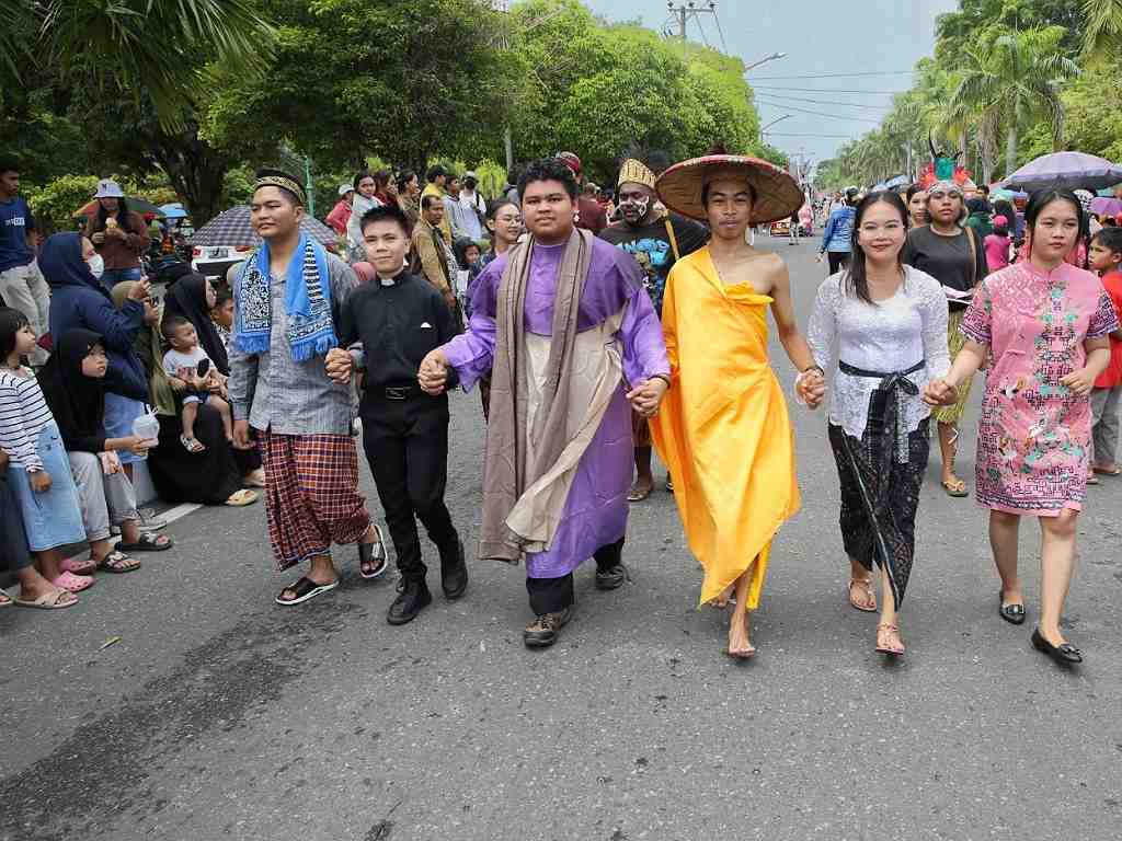 PERSATUAN DALAM KEMAJEMUKAN