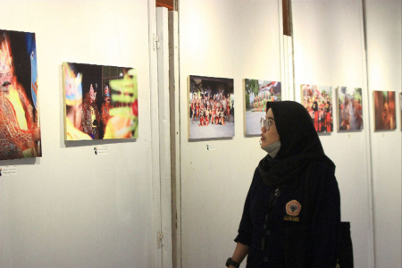 PAMERAN FOTO