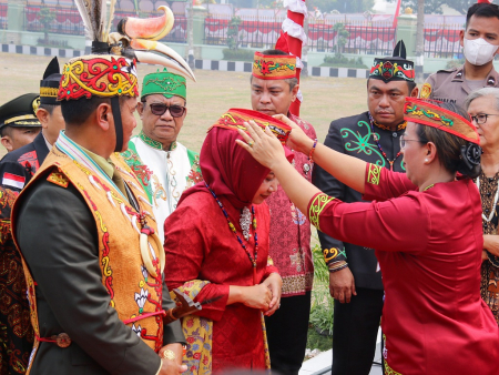PASANGKAN SUMPING 