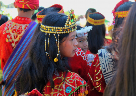 PARADE PAKAIAN ADAT KABUPATEN SIGI