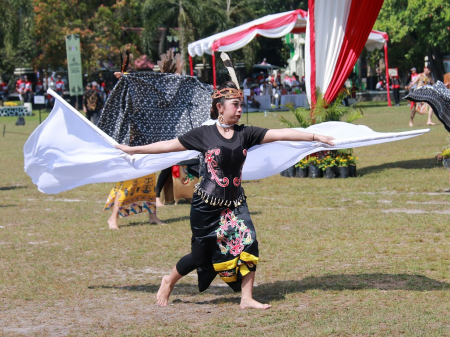 TARI SALENDANG BAWI