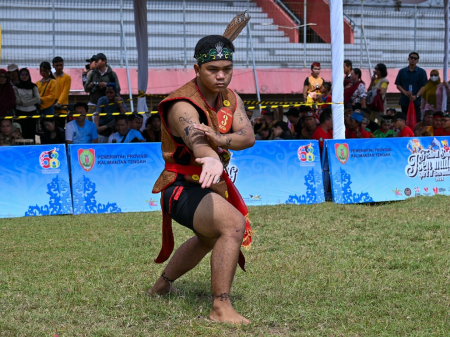 ATRAKSI SILAT LAWANG SAKEPENG
