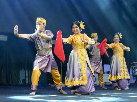 TARI ZAPIN RIAK KASIH