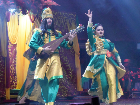 TARI ZAPIN PANTING RAYU KASIH