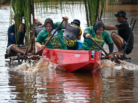 LOMBA BESEI KAMBE