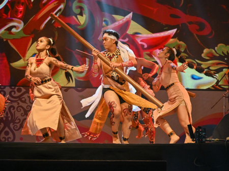 TARI KREASI DAERAH