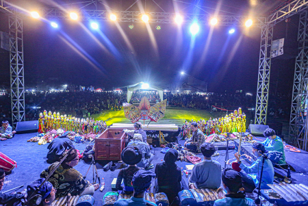 PERTYUNJUKAN RAKYAT WAYANG GOLEK