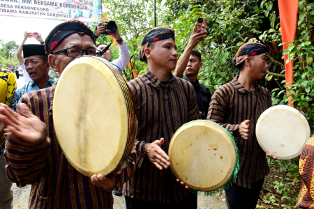 IRINGI SELAWAT JATON