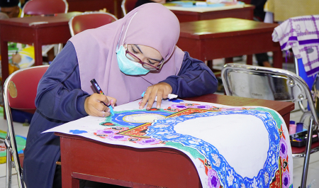 SENI KALIGRAFI KATEGORI MUSHAF