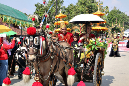 KARNAVAL DESA KAMOLAN BLORA