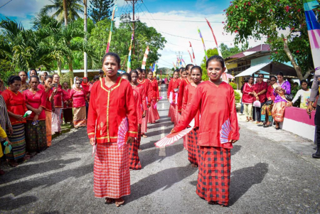 TARI KIPAS