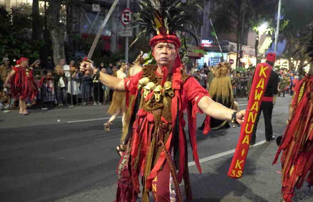 SURABAYA VAGANZA 2023 BUNGA, BUDAYA DAN CAHAYA