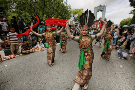 TARI KREASI DAERAH