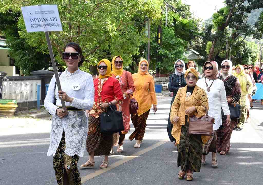 KEBAYA WARISAN BUDAYA DUNIA