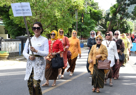 KEBAYA WARISAN BUDAYA DUNIA