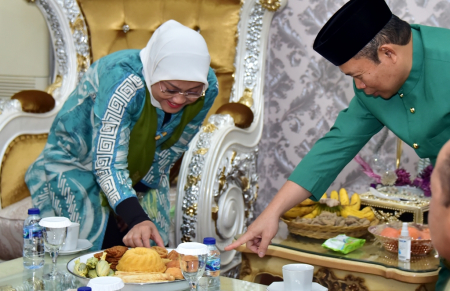 KUE ADAT GORONTALO