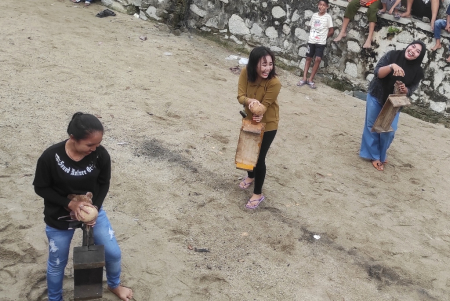 KUKUR KELAPA JOGET