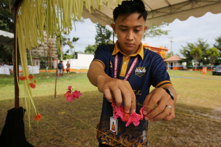 LOMBA LAWANG SAKEPENG