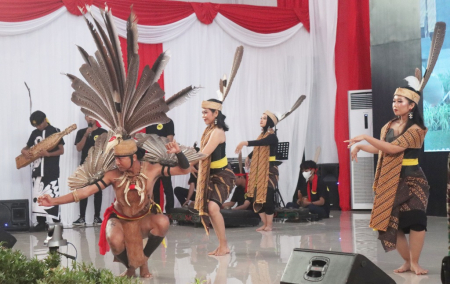TARIAN MOHING ASANG