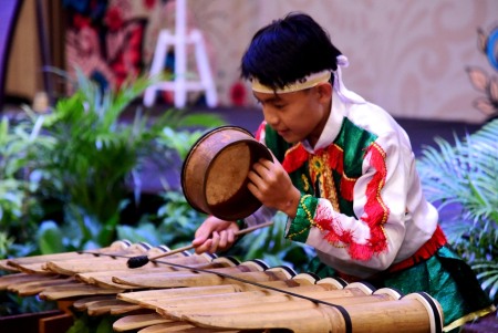 MUSIK ETNIK GORONTALO