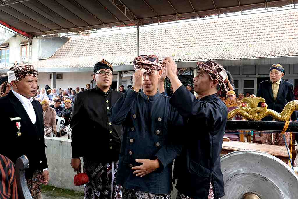IKAT IKET KHAS TEMANGGUNGAN