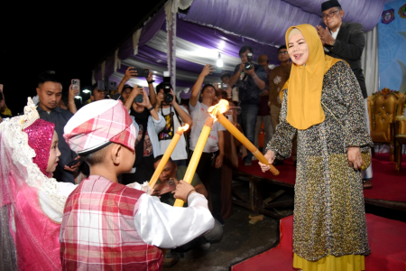NYALAKAN OBOR