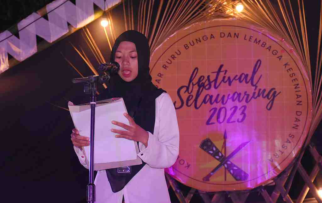 PEMBUKAAN FESTIVAL SENI BUDAYA SELAWARING