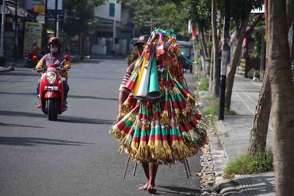 PENJUAL TEROMPET di BLORA