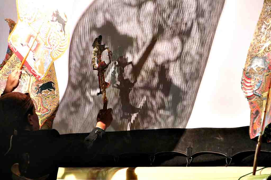 PERTUNJUKAN WAYANG KULIT di BLORA