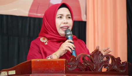 KARTINI PELOPOR KEBANGKITAN PEREMPUAN INDONESIA