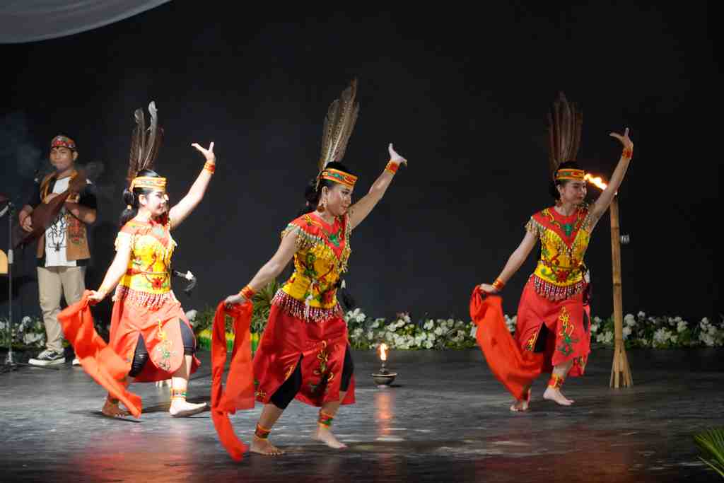 TARI NYAI BALAU