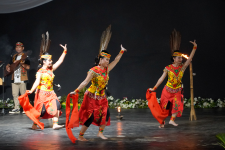 TARI NYAI BALAU