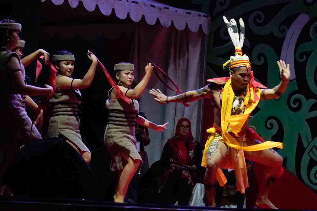 TARI KINYAH 