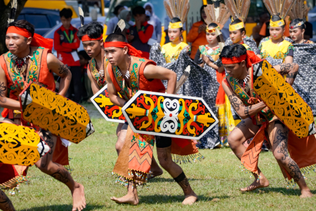 TARI MANDAU TALAWANG 