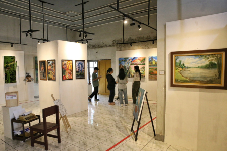 PAMERAN SENI RUPA NOSTAGIA KALIMANTAN 