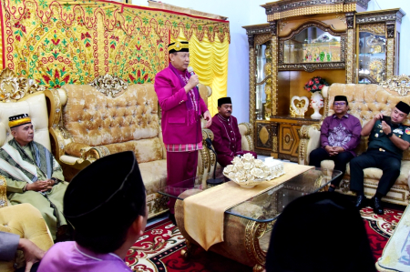 PEDOMAN JALANKAN PEMERINTAHAN
