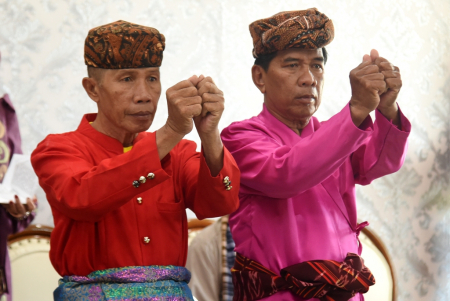 PENGHORMATAN ADAT GORONTALO