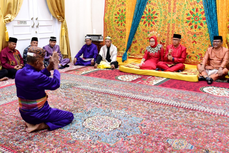 PROSESI ADAT MODEPITO