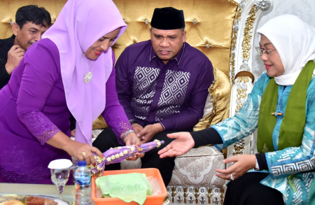 PROSESI ADAT MOPOTILOLO