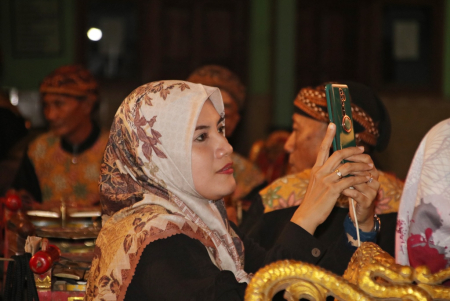 REKAM GAMBAR GUNAKAN GAWAI