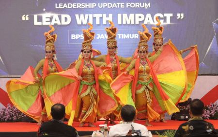 TARI TABEBAYA PADA ACARA LUF