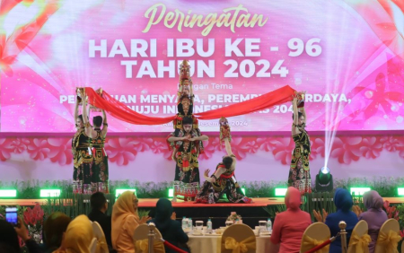 TARI GANDRUNG MARSAN