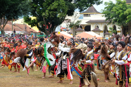 SALAM KUDA LUMPING