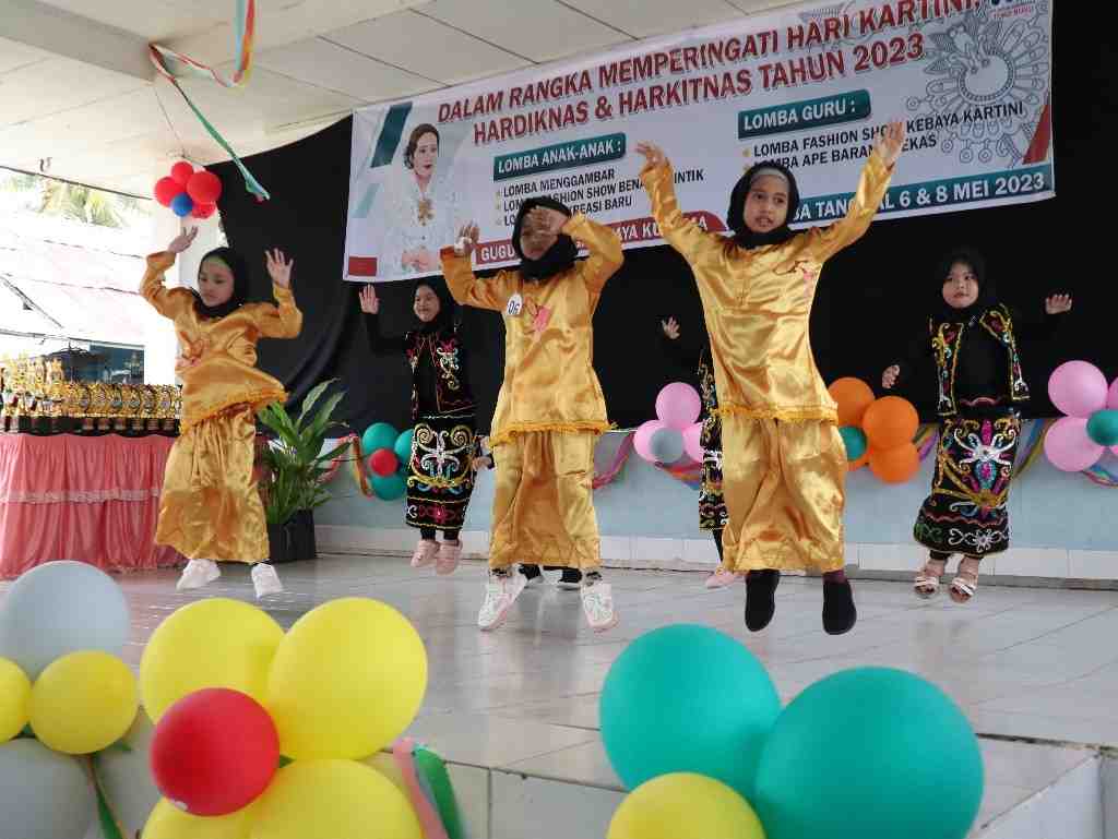 TARI KREASI MODERN