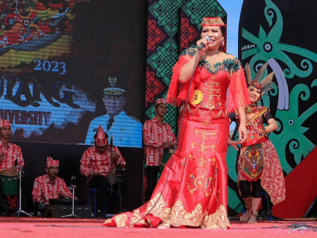 LOMBA KARUNGUT