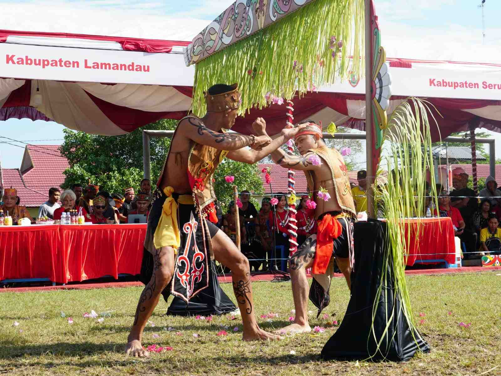 LOMBA LAWANG SAKEPENG