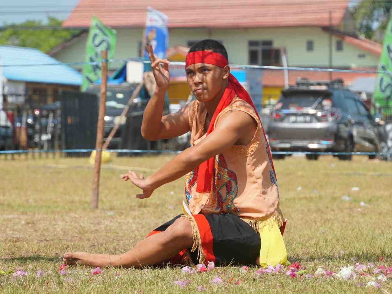 ATRAKSI SILAT LAWANG SAKEPENG