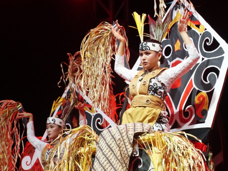 TARI PATURUN SANGIANG